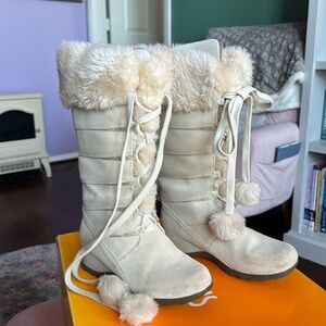 SPORTO Winter White Boots, Size 6.5